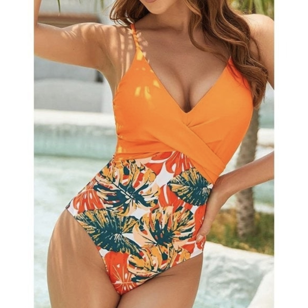 One Piece Women's Orange and Tropical Print Swimsuit Women's Size Large NWT - Picture 3 of 5